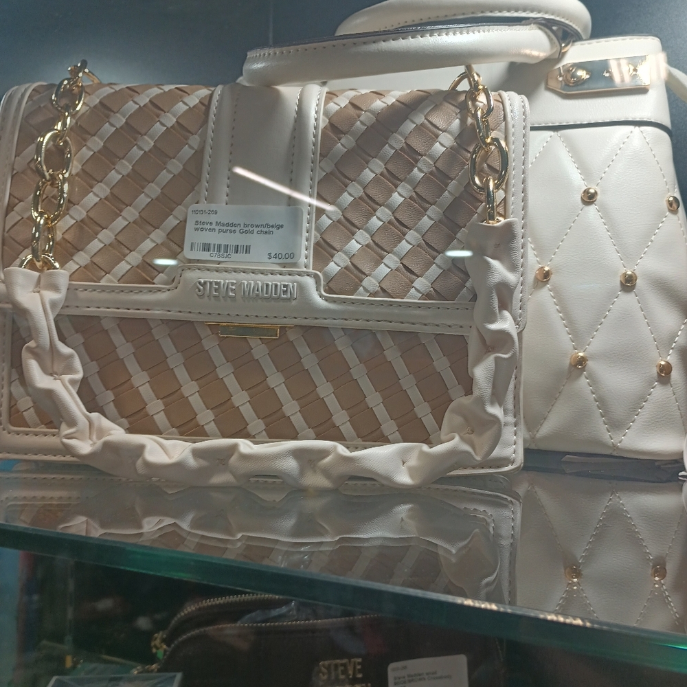 Purses - Picture 3 of 4